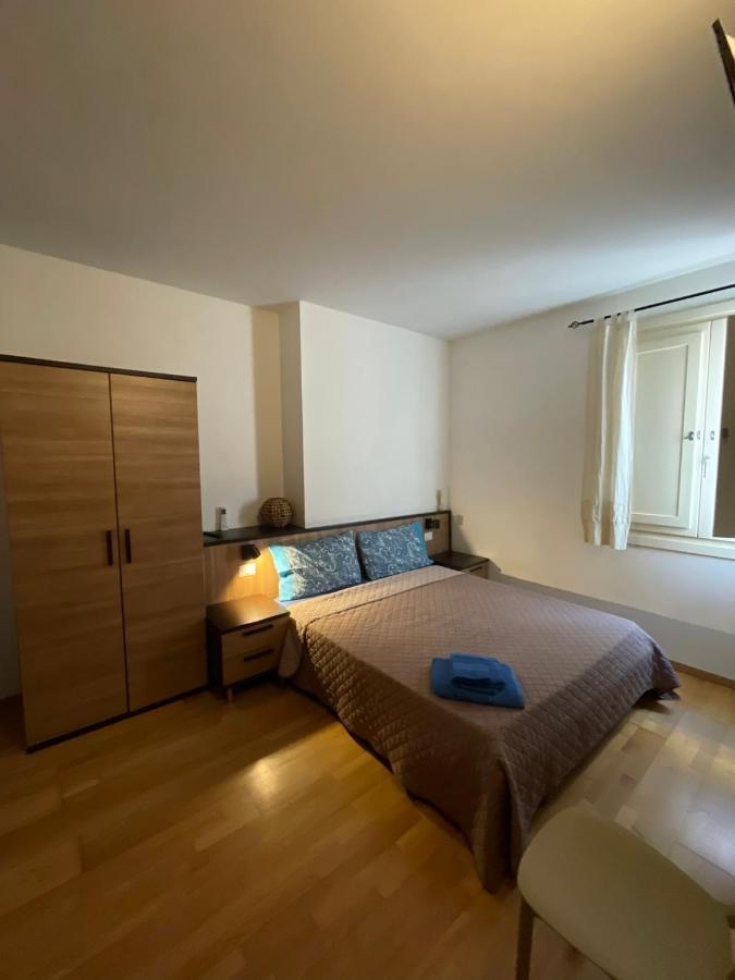 Il Vicoletto Guest House Порто-Торрес Екстер'єр фото