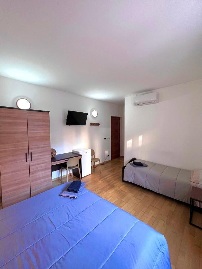 Il Vicoletto Guest House Порто-Торрес Екстер'єр фото