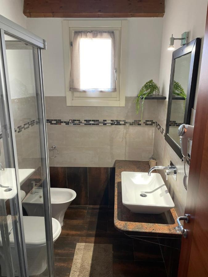 Il Vicoletto Guest House Порто-Торрес Екстер'єр фото