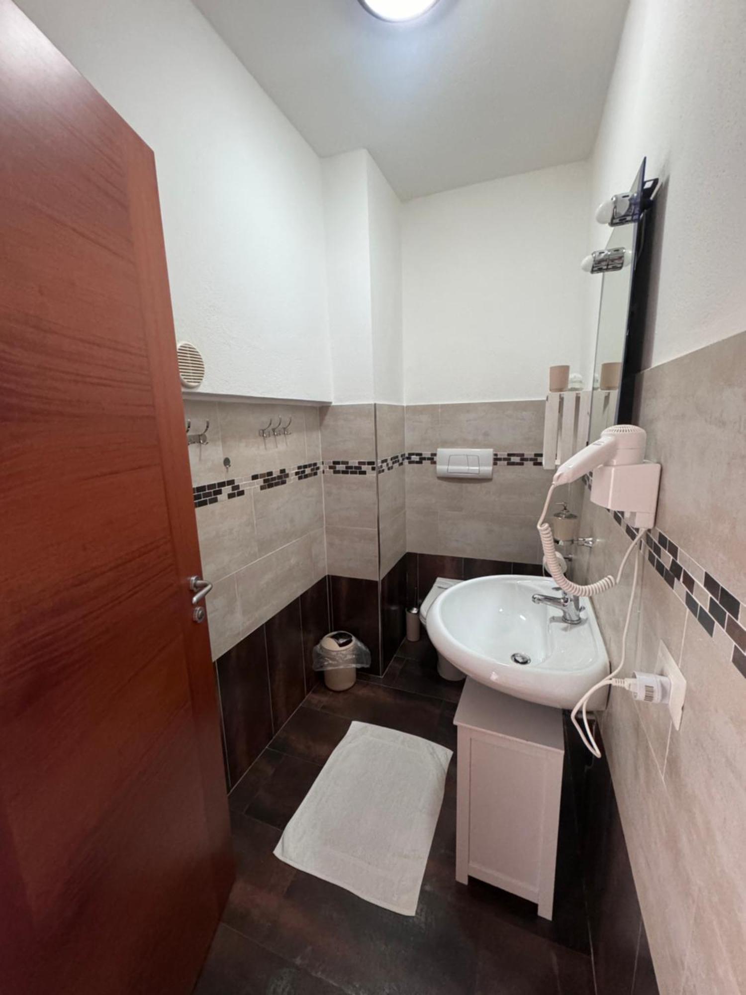 Il Vicoletto Guest House Порто-Торрес Екстер'єр фото